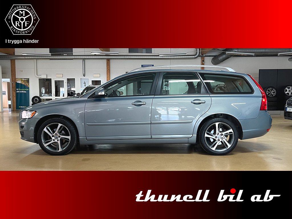 Volvo V50 2.0 F Classic Momentum 145HK-VHJUL-DRAG-SUPERSKICK