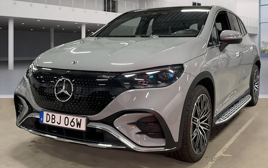 Mercedes-Benz EQE SUV 350 4Matic AMG Burmester Pano Minnesstolar Airmatic
