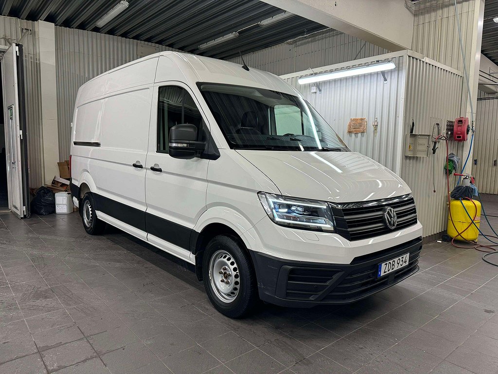 Volkswagen Crafter 35 2.0 TDI Euro 6 L2H2 Moms Värmare Drag