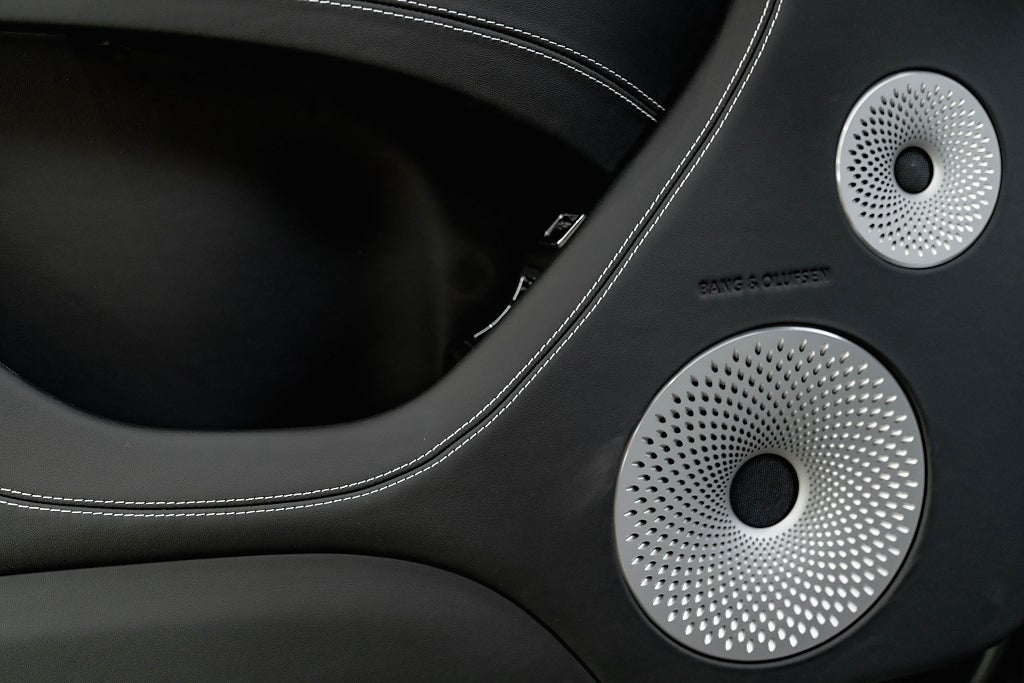 Gallery image 25 of 27