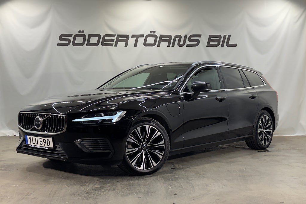 Volvo V60 RECHARGE T6 AWD CORE DRAG KAMERA GOOGLE 399HK MOMSBIL