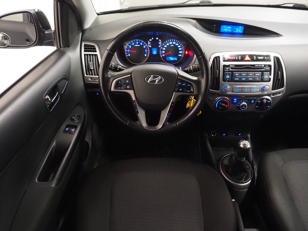 Hyundai i20 1.2 84hk Select Go! Edition Dragkrok Motorvärmare 2015