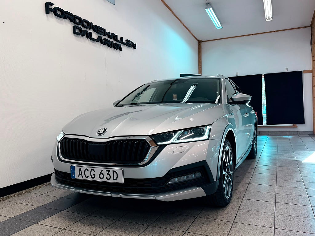 Skoda Octavia Scout 2.0 TDI SCR 4x4 Cockpit / Drag / Värmare / MOMS 