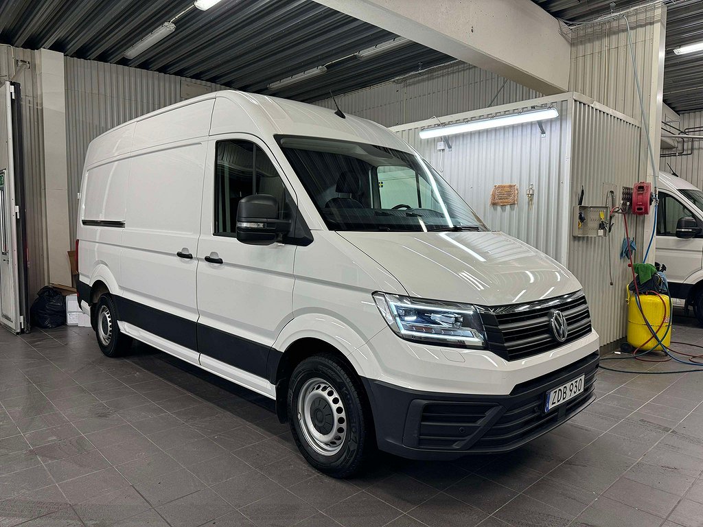 Volkswagen Crafter 35 2.0 TDI Euro 6 L2H2 Moms Värmare Drag