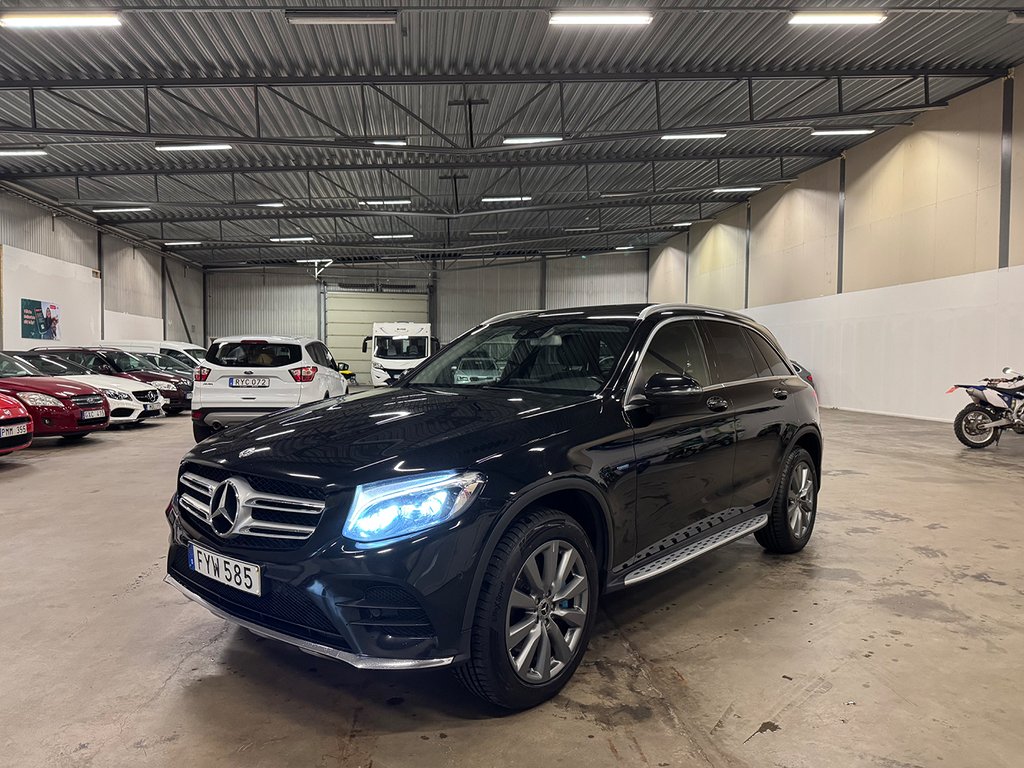 Mercedes-Benz GLC 350 e 4M AMG Pano Kamera Värmare Drag GPS