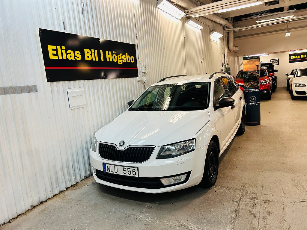 Skoda Octavia Kombi 1.6 TDI Euro 5,Svensksåld,Dragkrok