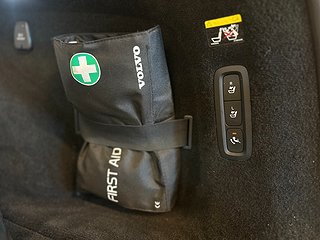 Volvo V90 Cross Country D4 AWD Drag/Kamera/MoK-värm/CarPlay