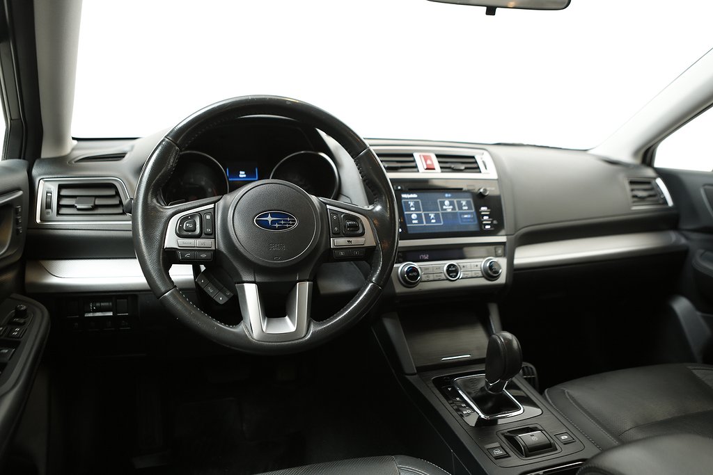 Subaru Outback 2,5i 175hk Ridge AWD Aut Motorv Drag 2016