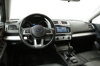 Kombi Subaru Outback 14 av 25