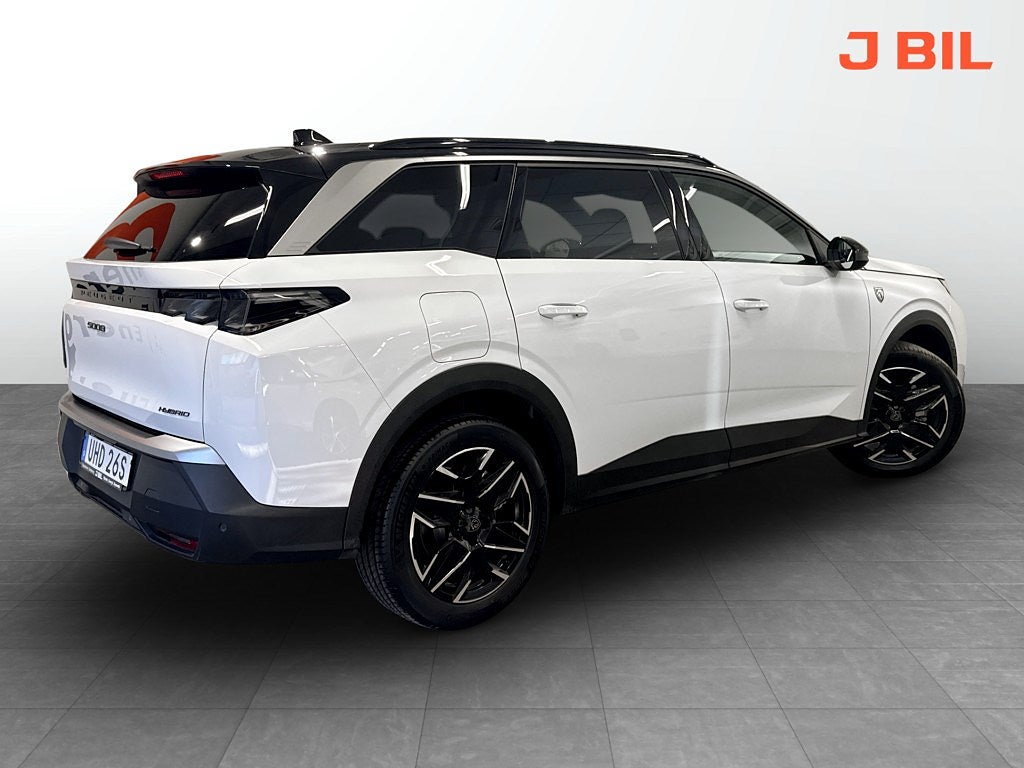 Bild på Peugeot 5008 GT Hybrid 145hk Aut - NYA VINTERHJUL INGÅR!