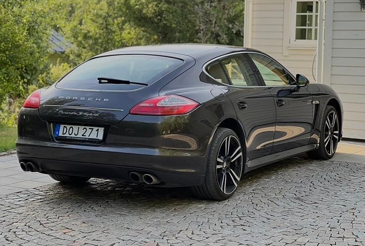 Porsche Panamera S Hybrid TipTronic *12.300Mil*Svensåld 380Hk 