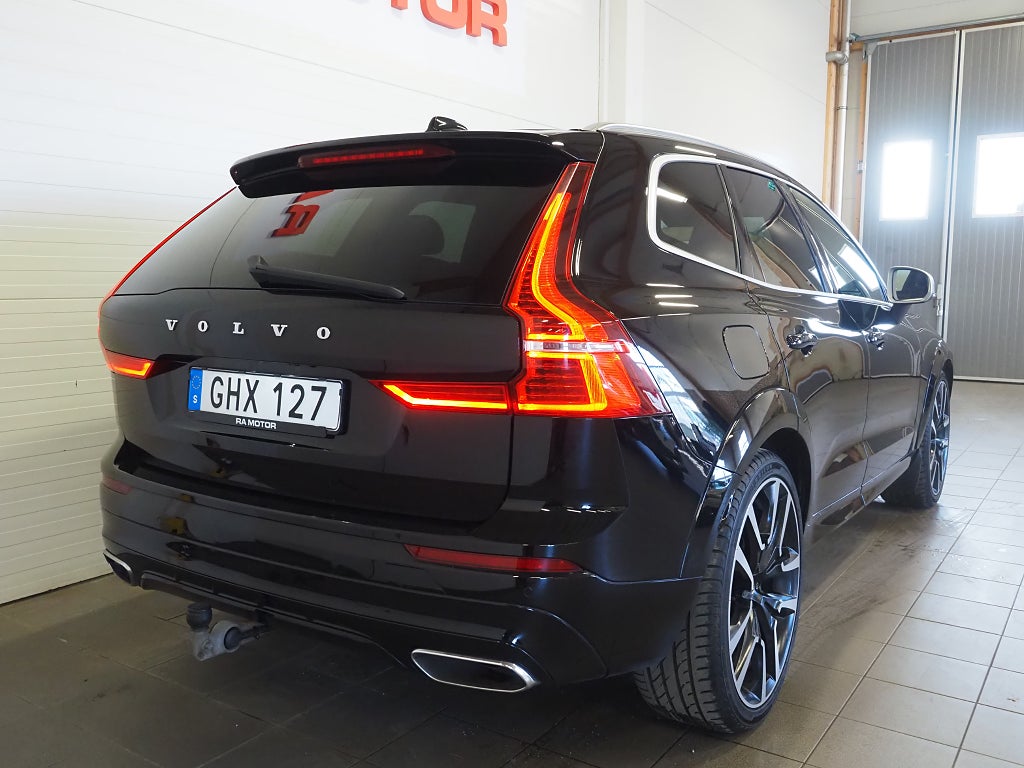 Volvo XC60 T5 AWD 250hk R-Design |Luftfjädring|Pano|Drag|22"| 2018