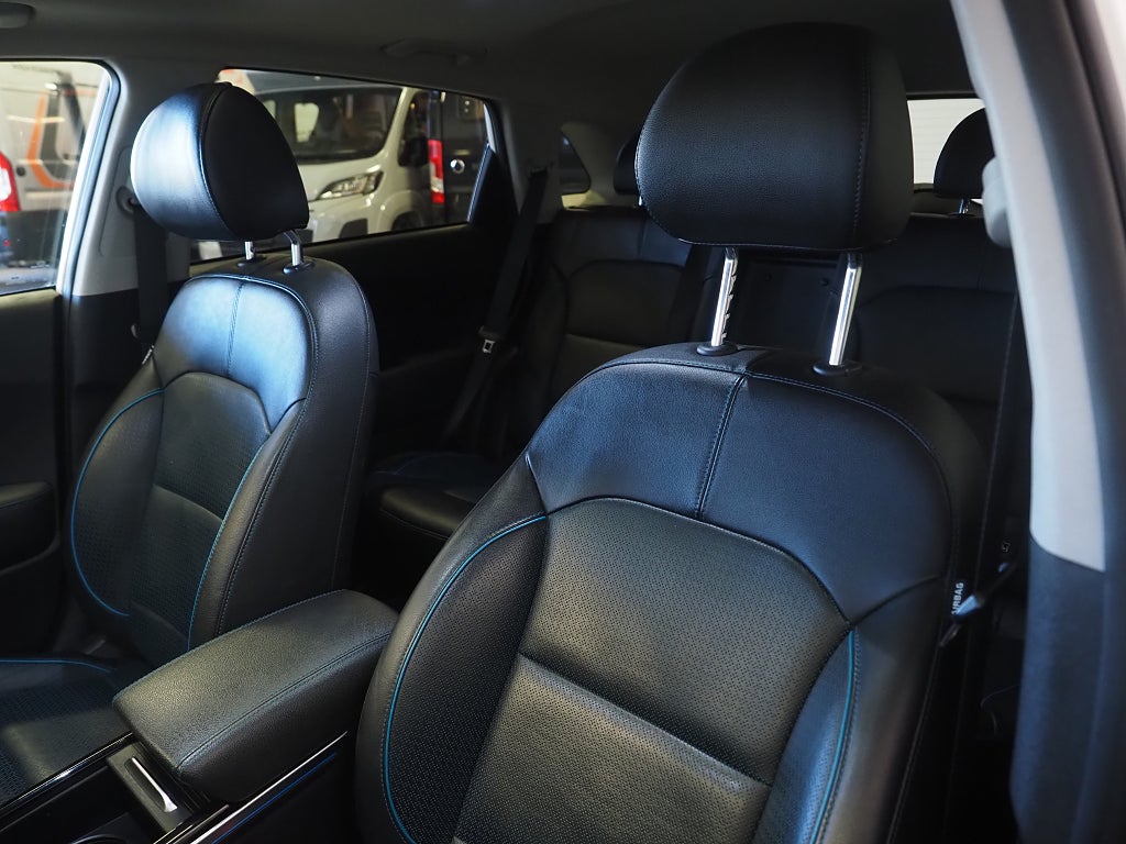 Kia Niro e- 64 kWh Advance Plus Tech Taklucka JBL Navi Läder 2020