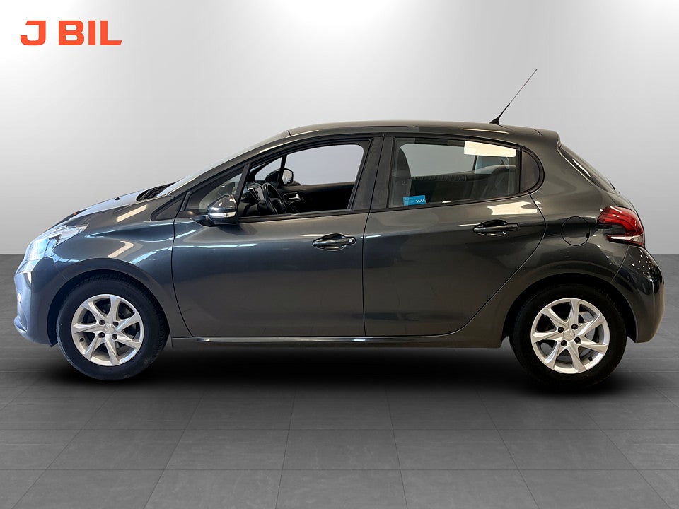 Bild på Peugeot 208 Active 1.2 PT 82hk LÅG SKATT!