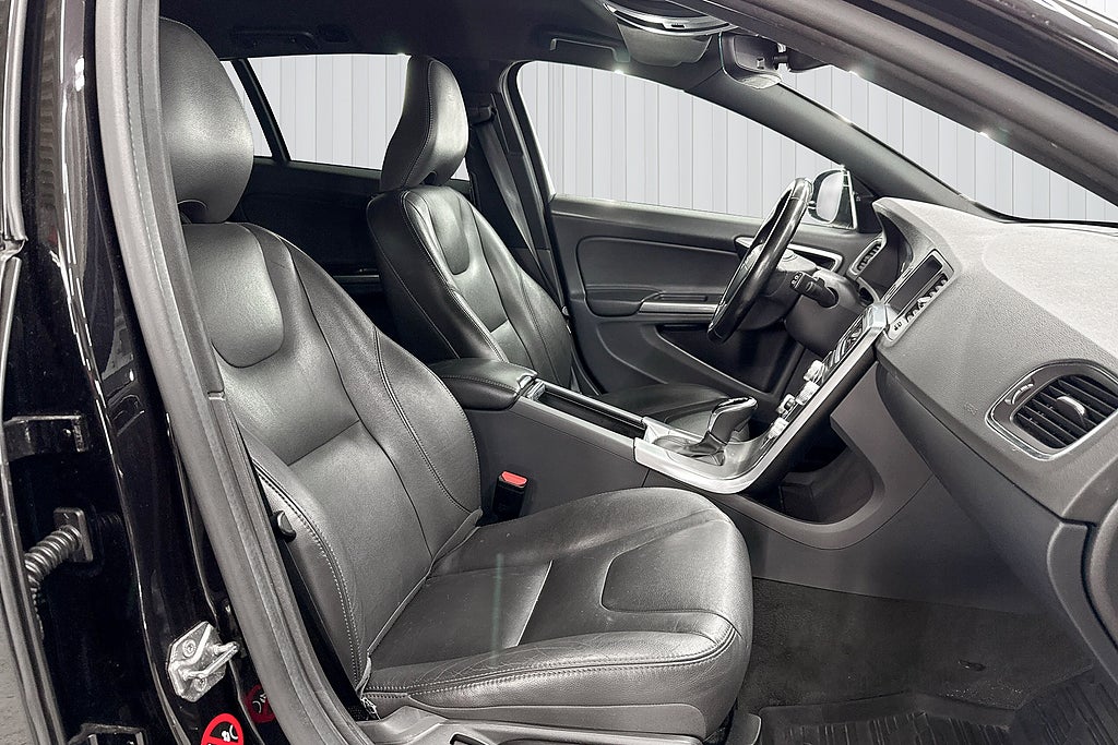 Volvo V60 Cross Country 2017