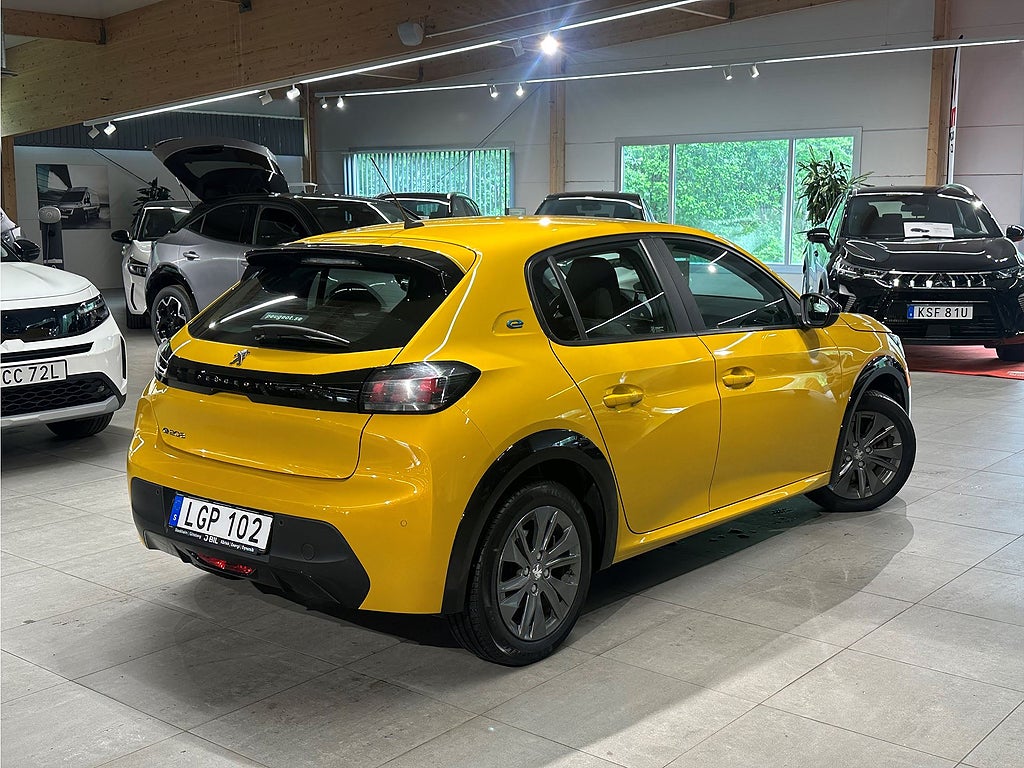 Bild på Peugeot E-208 Active Pack 50kWh 136hk Aut - PDC, CARPLAY