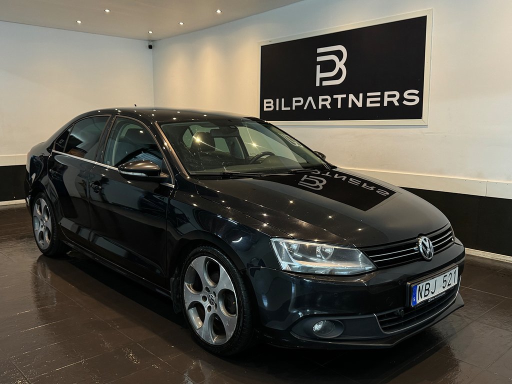 Volkswagen Jetta 2.0 TDI Highline, Sport-0%ränta-Euro 5