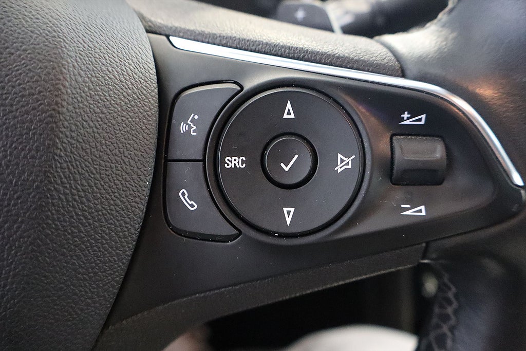 Bild på Opel Grandland X Designline PHEV 300hk Aut AWD - B-KAMERA, CARPLAY