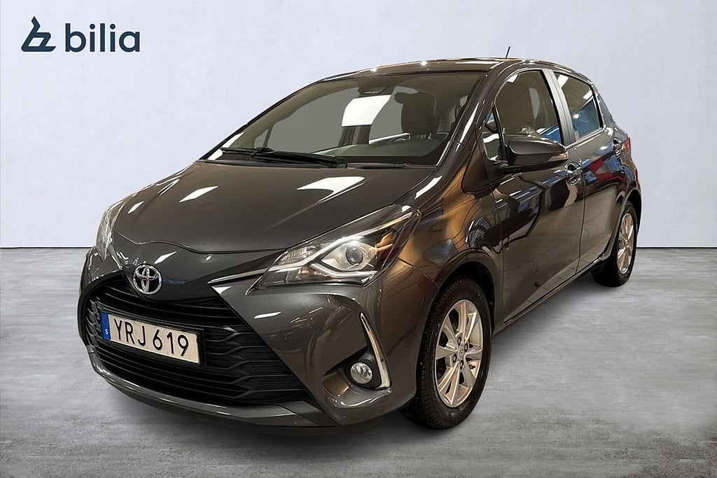 Toyota Yaris 1,5 Active Nyservad V-hjul Garanti Tom. 2028
