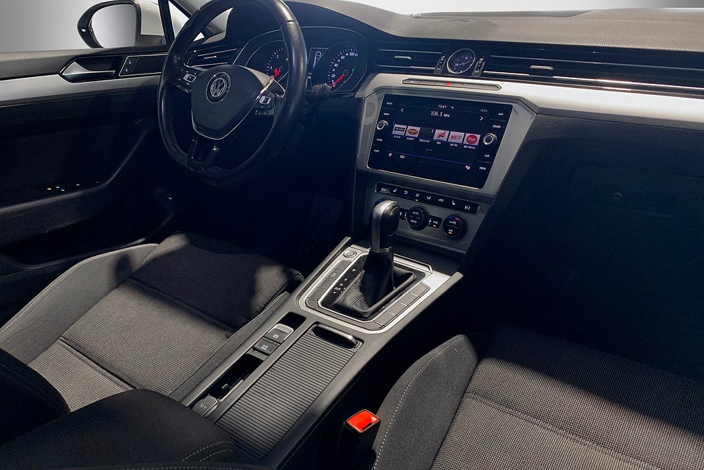 Volkswagen Passat SC 2.0 TDI 150hk | D-Värmare | Drag | Kamera |