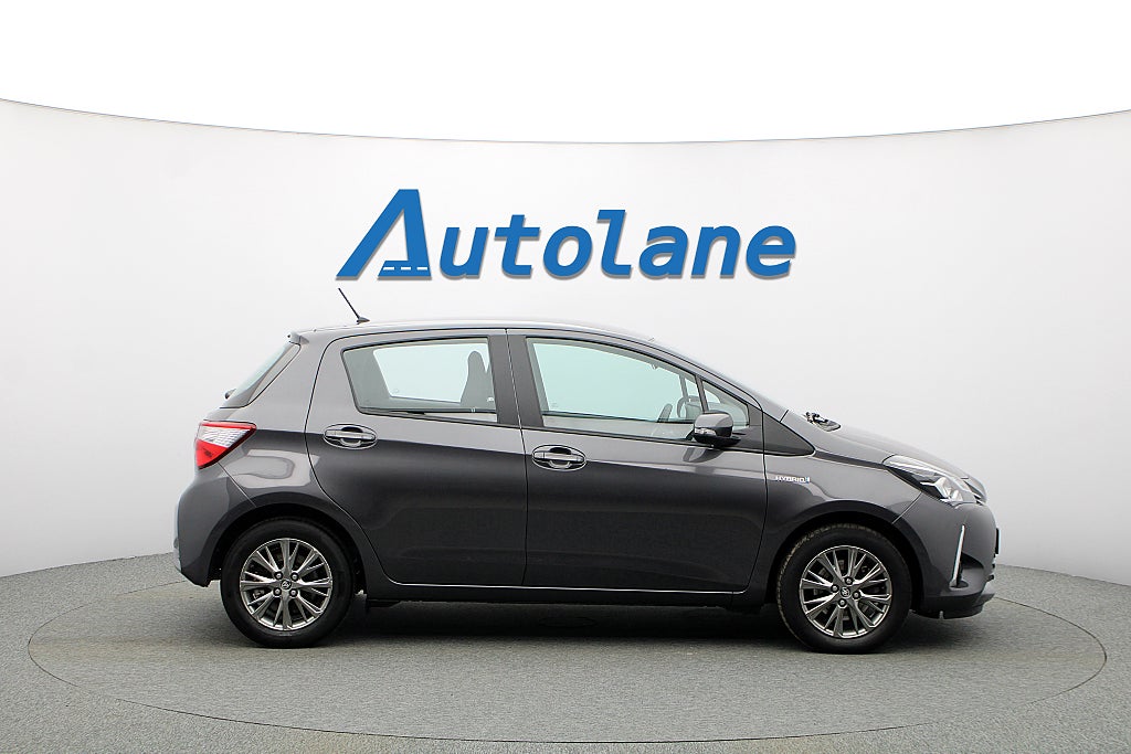Toyota Yaris Hybrid Automat, Backkamera, Lane Assist, MOMS / VAT