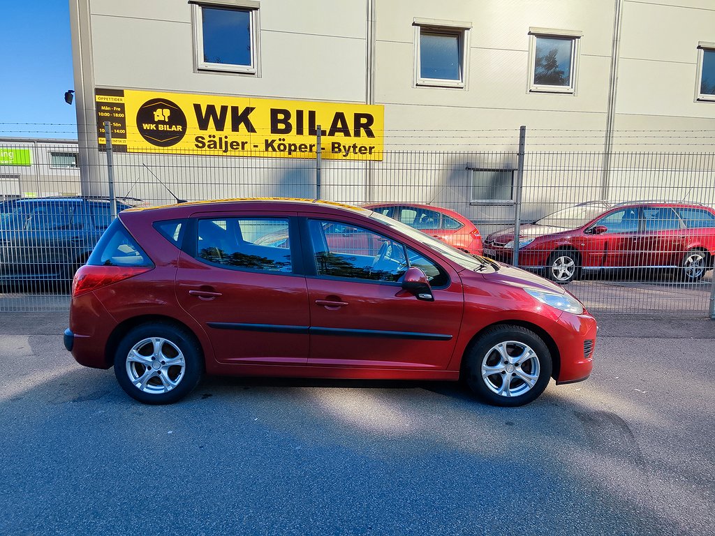 Peugeot 207 SW 1.4 VTi Euro 5 \ Låg mil