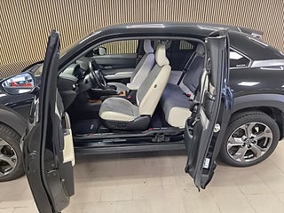 Mazda MX-30 e-Skyactiv EV — bild 8 av 11