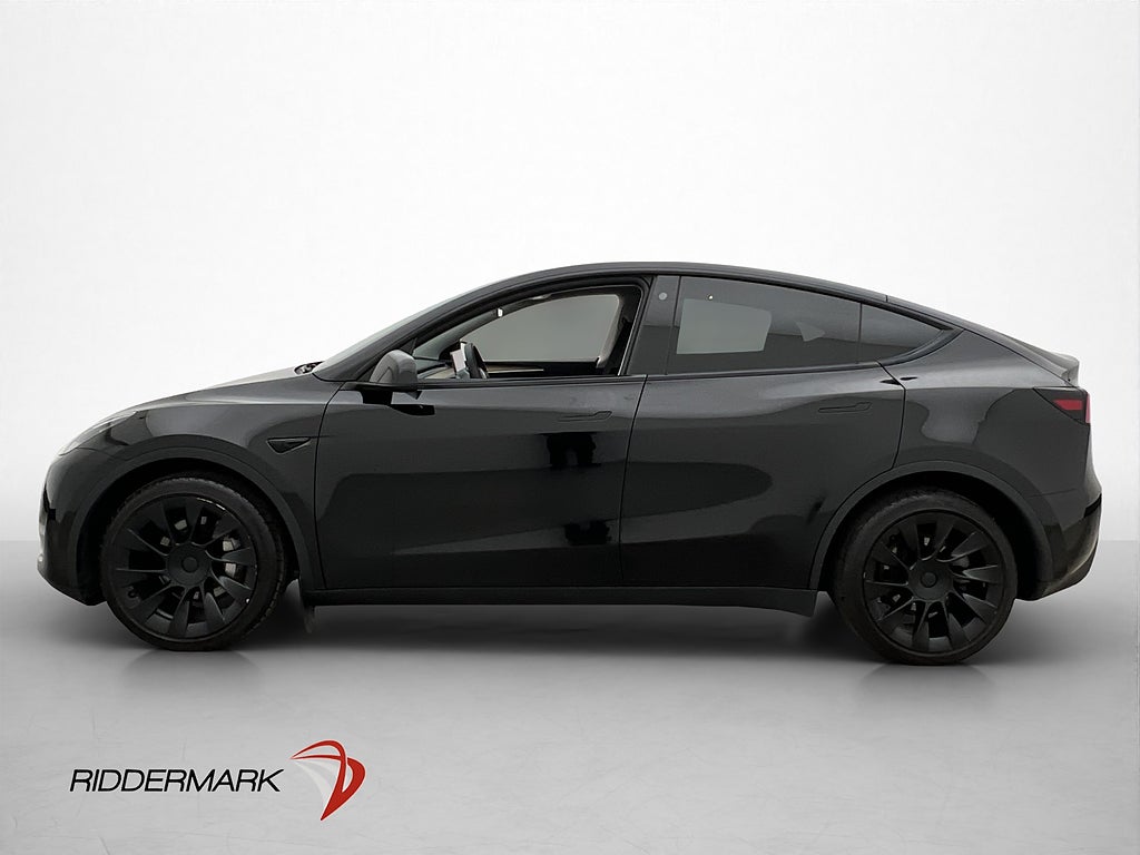 Tesla Model Y Long Range AWD Pano Värmare Skinn AP Navi