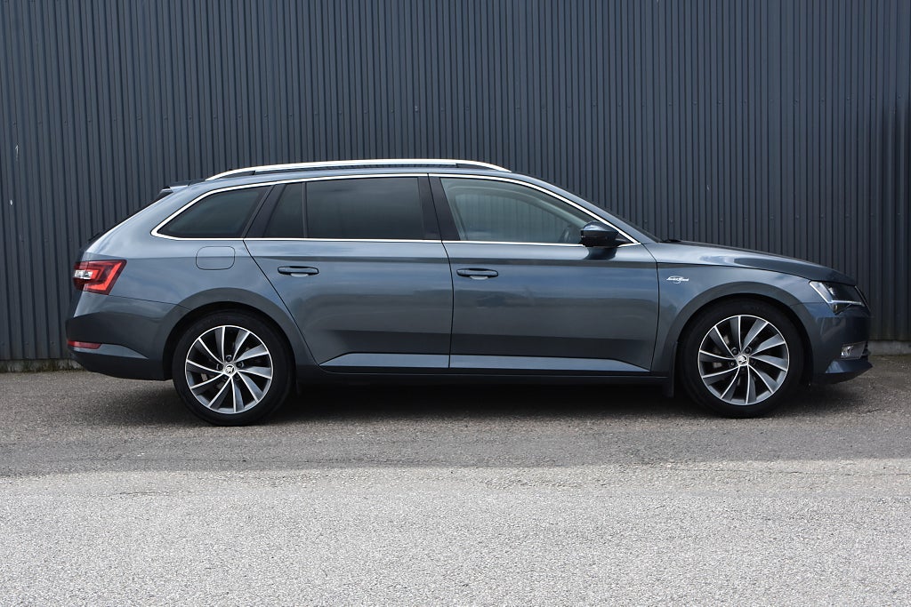 Skoda Superb 2019 - miniatyr 3