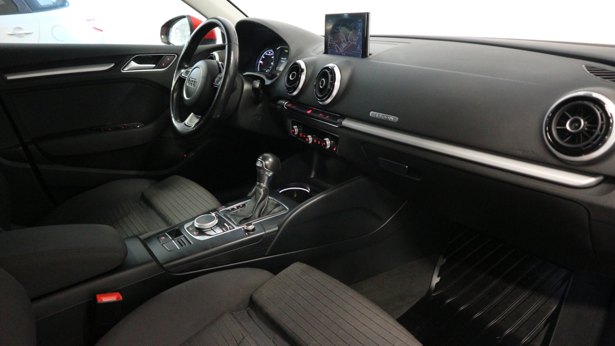 Audi A3 2015, bild 7/48