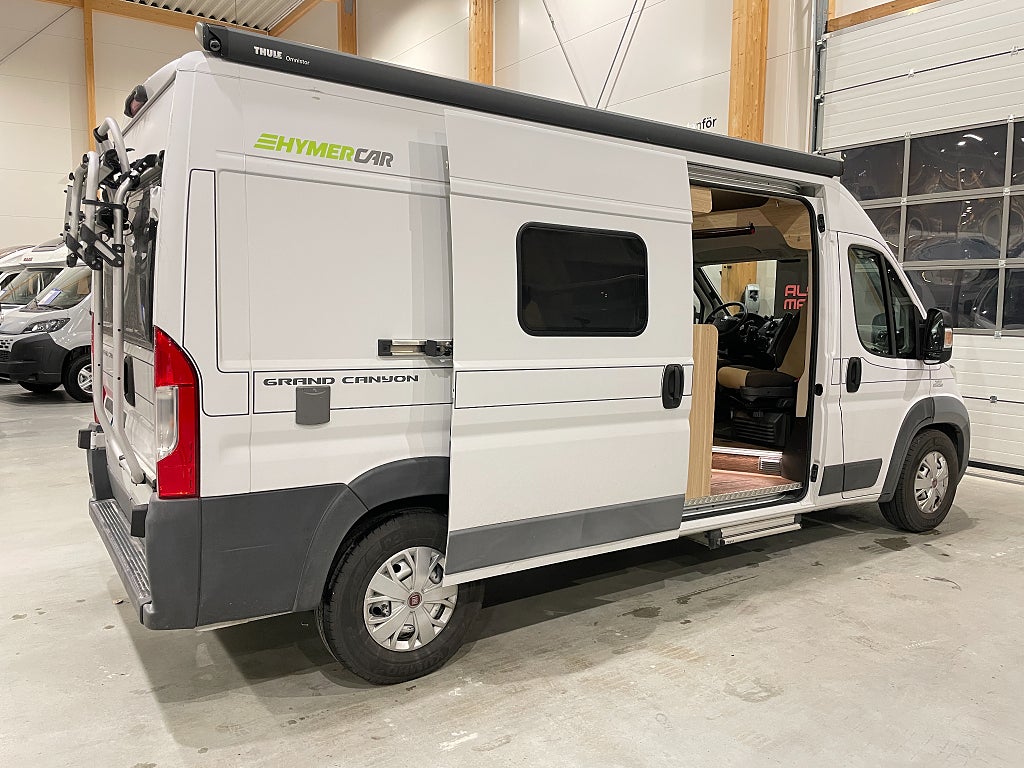 Hymer Grand Canyon / Solcell / B-körkort / Plåtis / Markis - Hymer