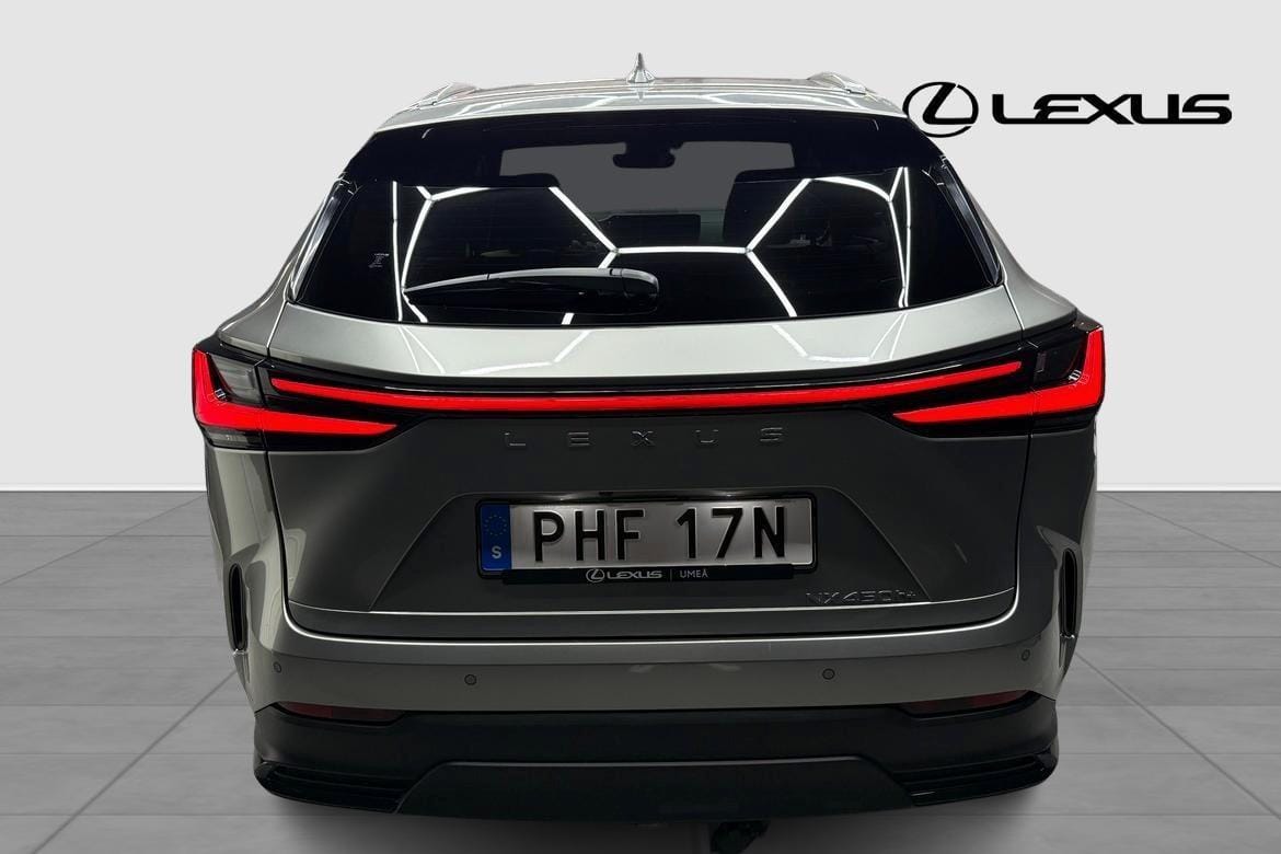 Lexus NX 450h+ EXECUTIVE DRAG V-HJUL 2023, bild 3/10