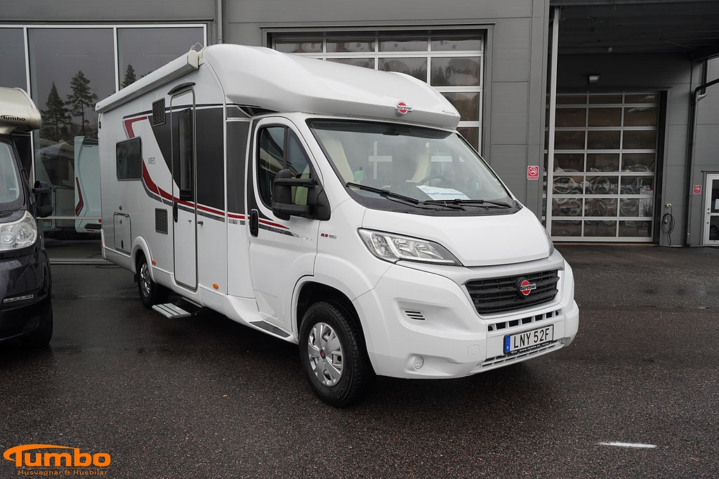 Bürstner T720 150hk Automat Långbädd Toa bak