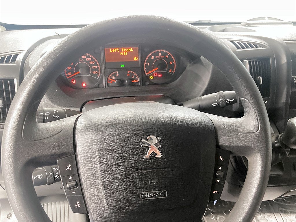 Bild på Peugeot Boxer PRO+ 2.2 BHDi 140hk L3H2 - B-KAMERA, DRAG