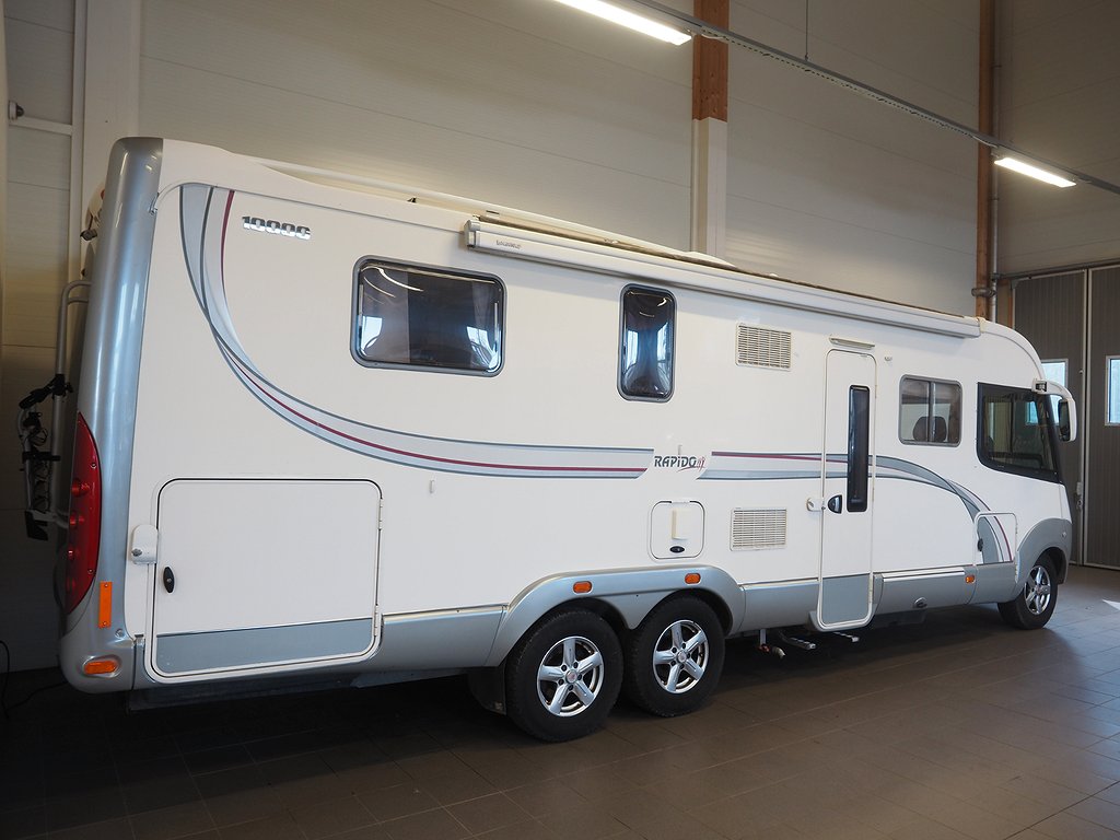 Rapido 10000 3.0 156hk AC Markis Solcell 2011