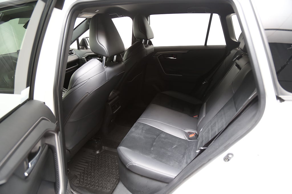 Toyota RAV4 Hybrid AWD-i E-CVT 222hk GR Sport I JBL I 360°-kamera 2025