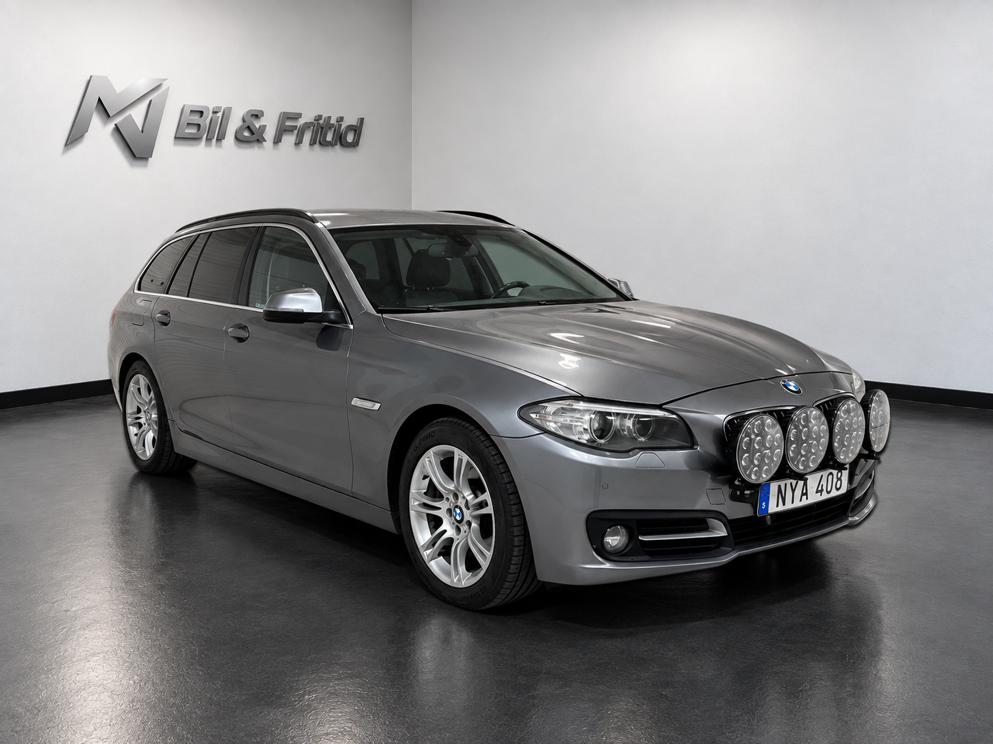 BMW 520d 2017, bild 2/10