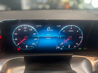 SUV Mercedes-Benz GLB 10 av 19