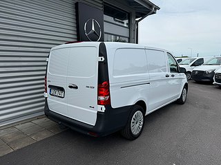 Transportbil - Skåp Mercedes-Benz Vito 13 av 20