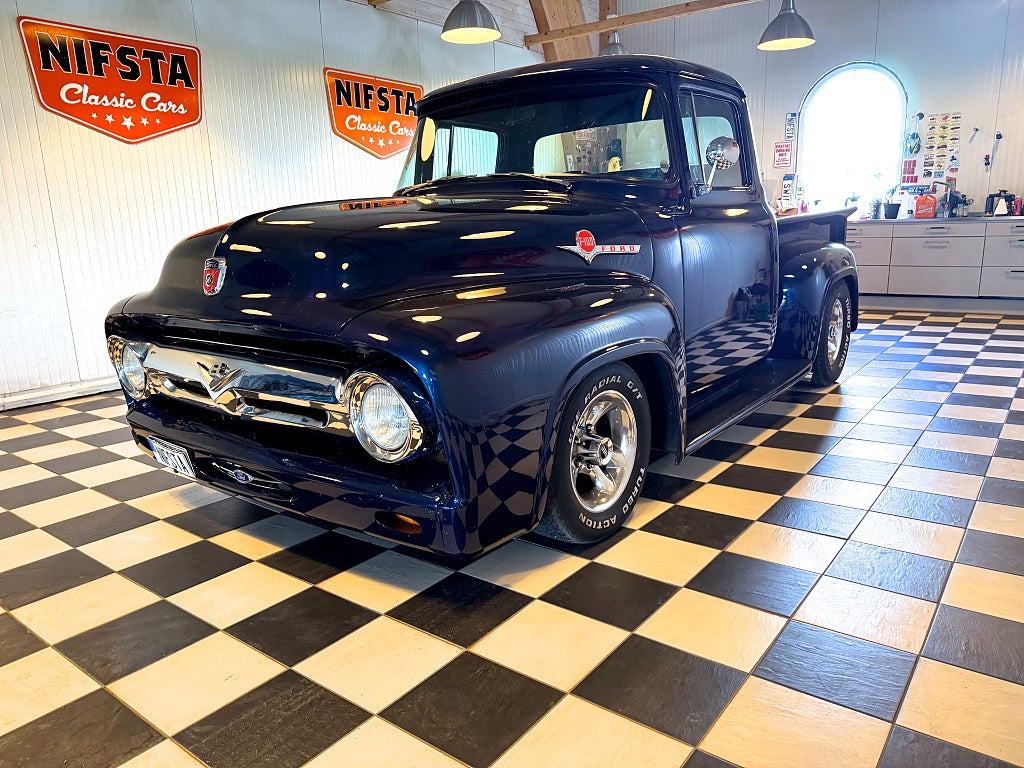 Ford F-100 Custombyggd / 390 med C6 automat