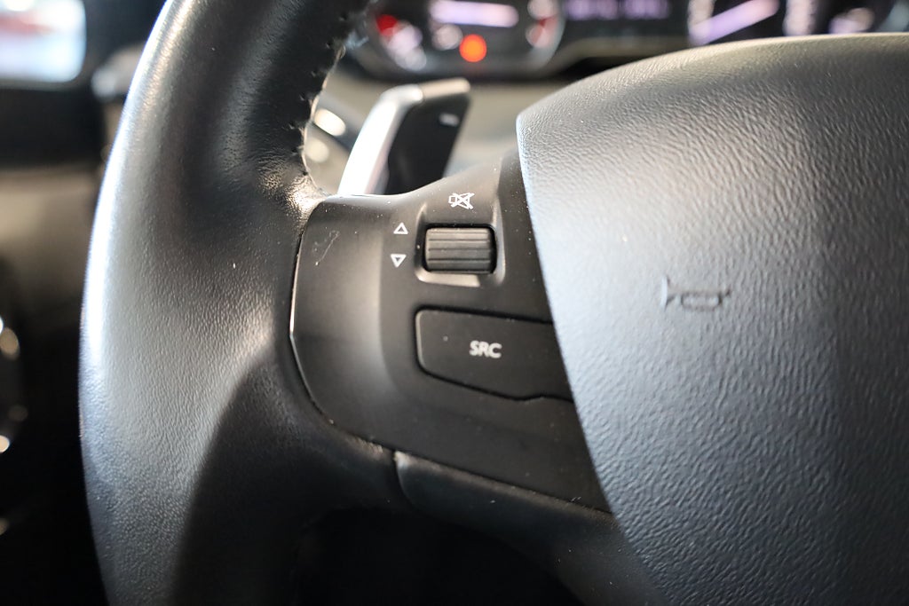 Peugeot 208  1.2 VTI PureTech AUT M-värme Blåtand