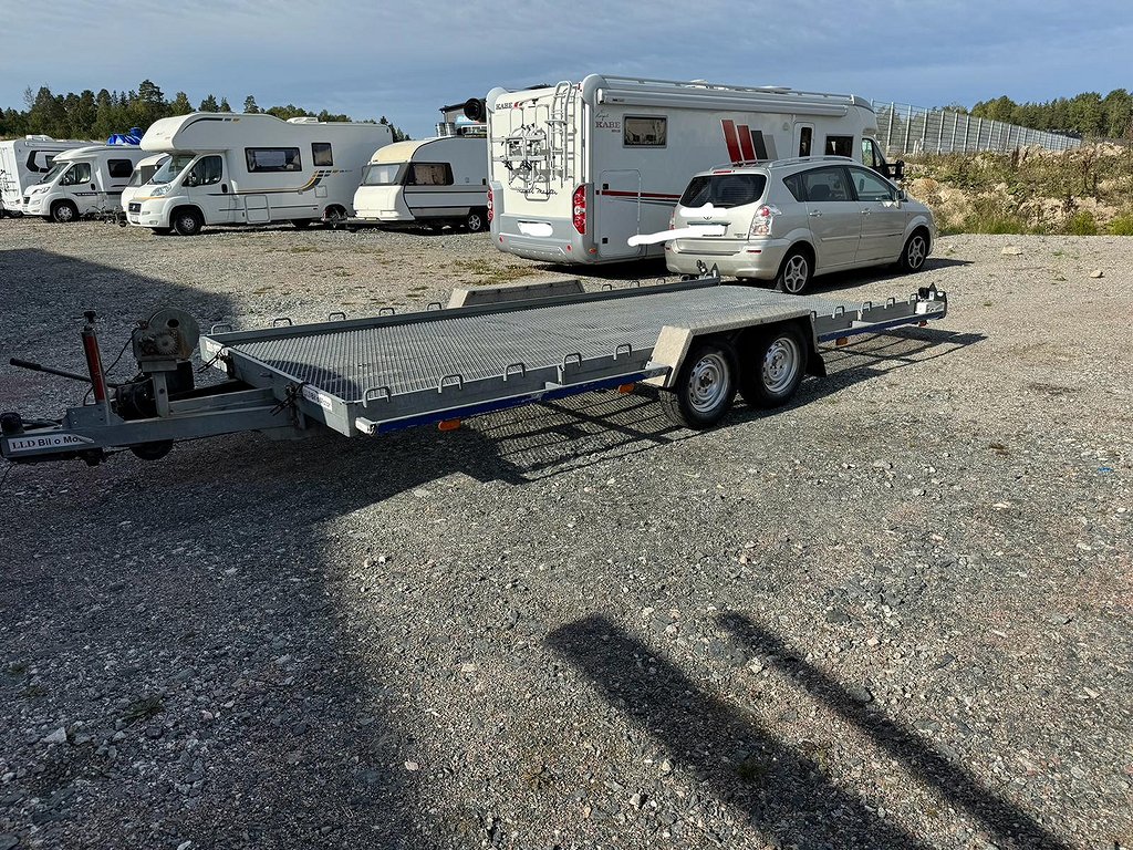 Rekotrailer Fa24-2700 Biltriler.  Biltransport bilsläp 