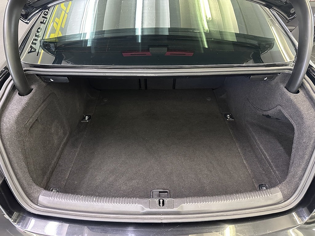 Audi A5 Coupé 2.0 TFSI | 2 Ägare | Fullservice | Drag | Navi |