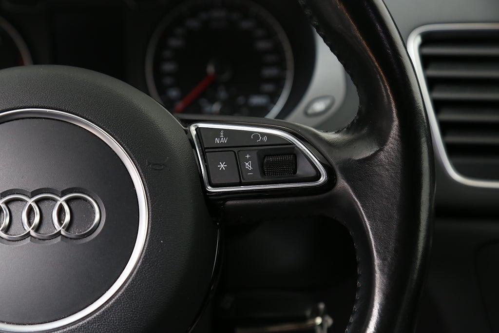 Audi Q3 2,0 TDI 184hk Quattro S Tronic Sport Edition MotorvDrag 2016