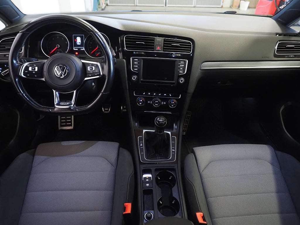 Volkswagen Golf Sportscombi 1.4 TSI 150hk GT R-Line Drag Kamera Pluspkt 2016