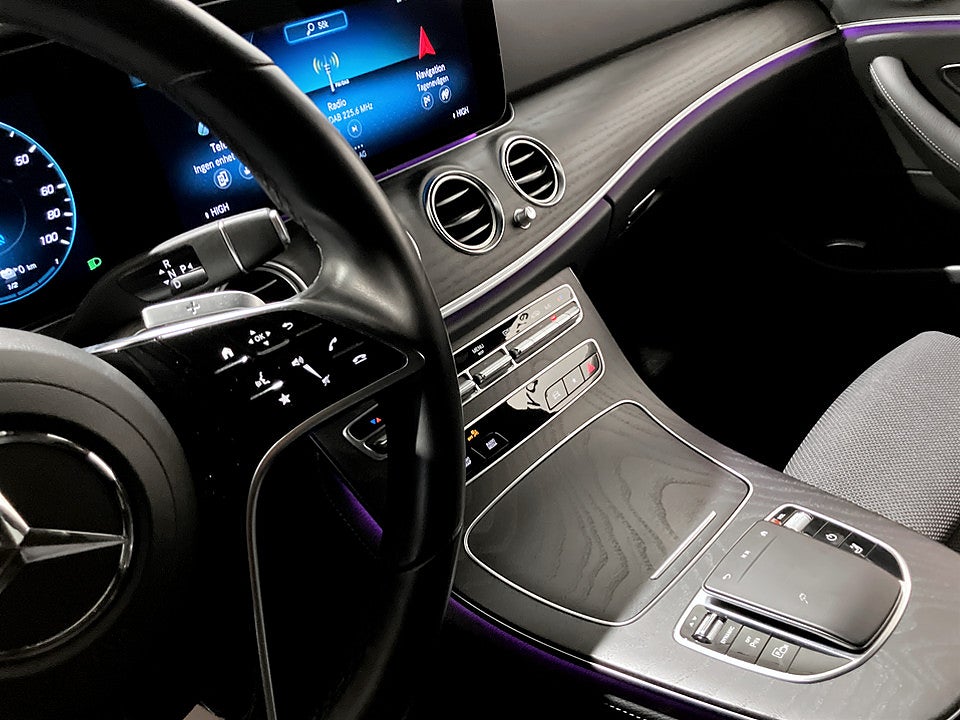 Bild på Mercedes-Benz E300 de 4MATIC AMG Line PHEV 306hk Aut B-KAMERA DRAG CARPLAY