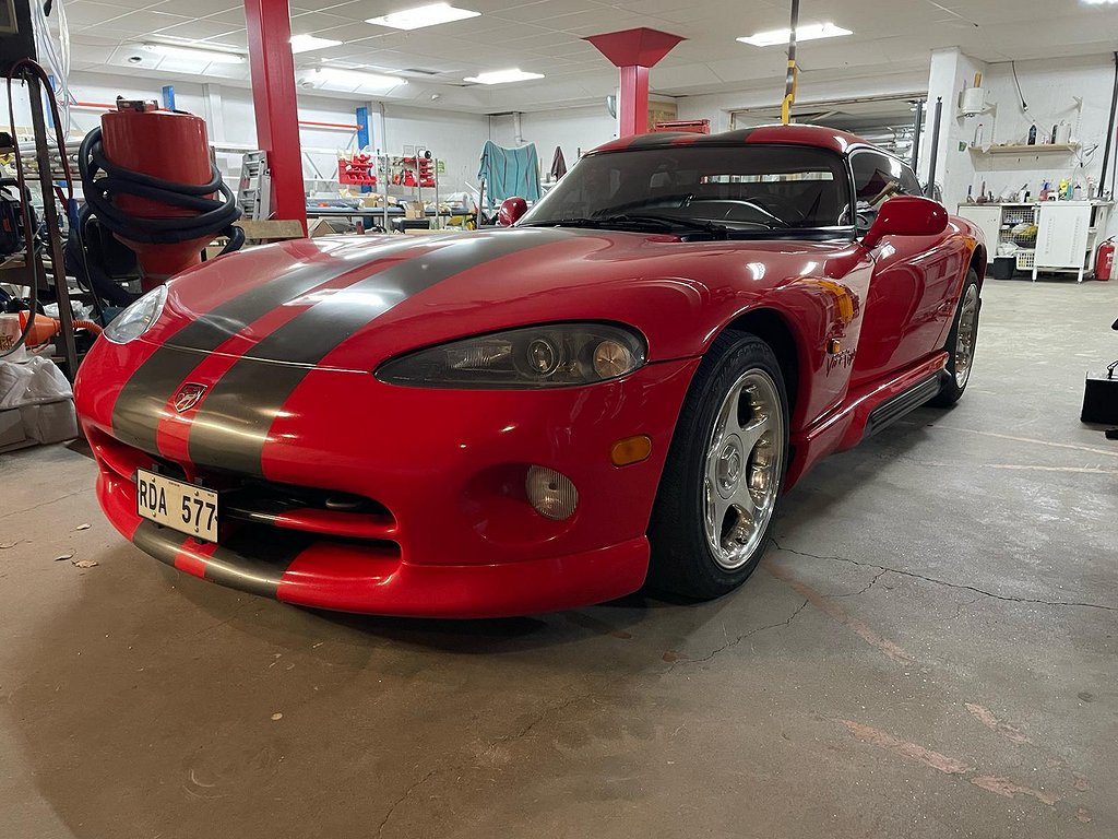 Dodge Viper RT/10 8.0 V10