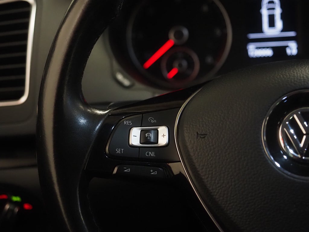 Volkswagen Sharan 7-sits 2.0 TDI 4Motion 177hk GT Premium Drag Kamera D-Vär 2019