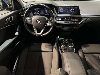 BMW 120 d xDrive Steptronic GPS Mvärm Cockpit Carplay SoV