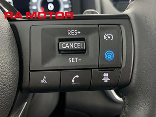 SUV Nissan Qashqai 18 av 23